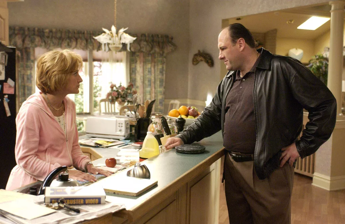 Кадр 3 из сериала Клан Сопрано 5 сезон (2004)