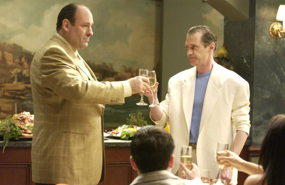 Кадр 2 из сериала Клан Сопрано 6 сезон (2006)